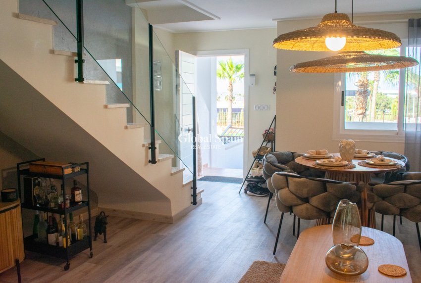 Wiederverkauf - HAUS -
TORREVIEJA - LOS BALCONES - LOS ALTOS