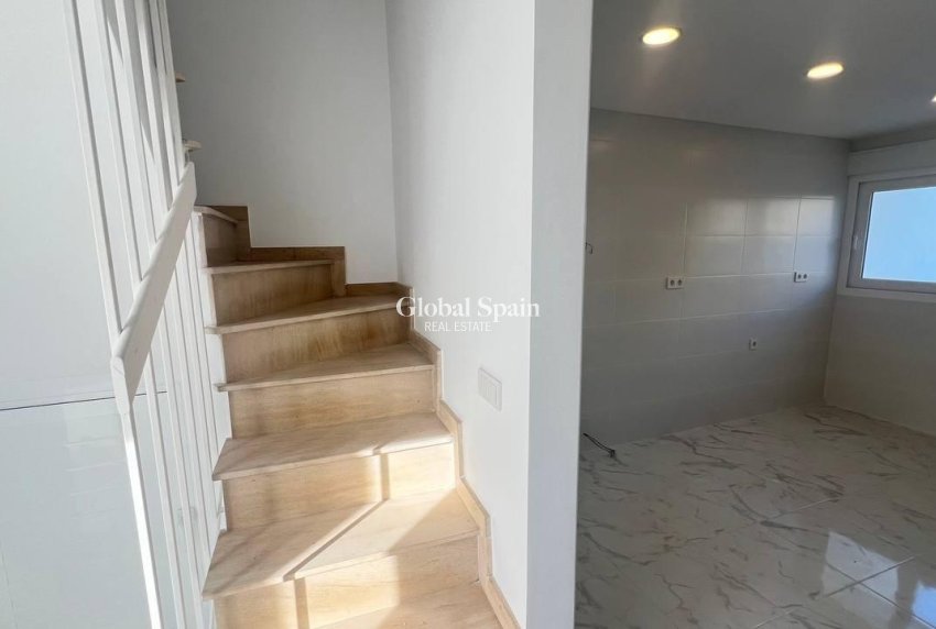 Wiederverkauf - HAUS -
TORREVIEJA - LOS BALCONES - LOS ALTOS