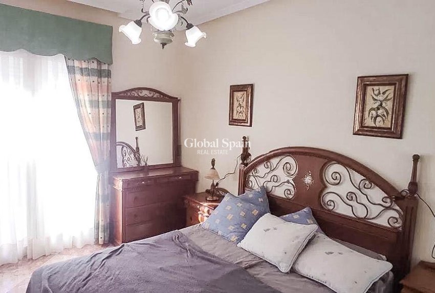 Wiederverkauf - HAUS -
TORREVIEJA - LOS BALCONES - LOS ALTOS