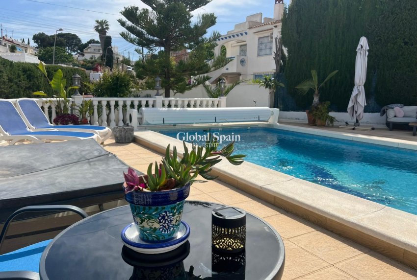 Wiederverkauf - HAUS -
TORREVIEJA - LOS BALCONES - LOS ALTOS