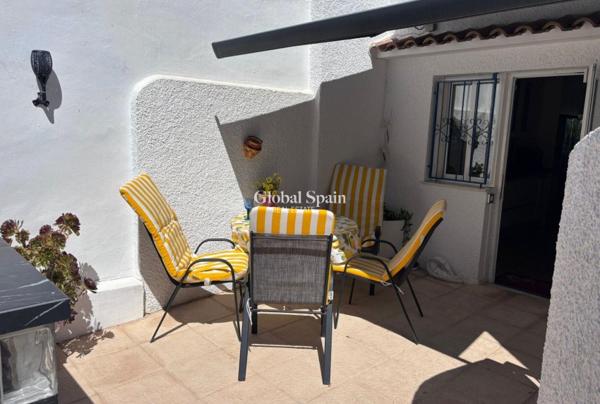 Wiederverkauf - HAUS -
TORREVIEJA - LOS BALCONES - LOS ALTOS