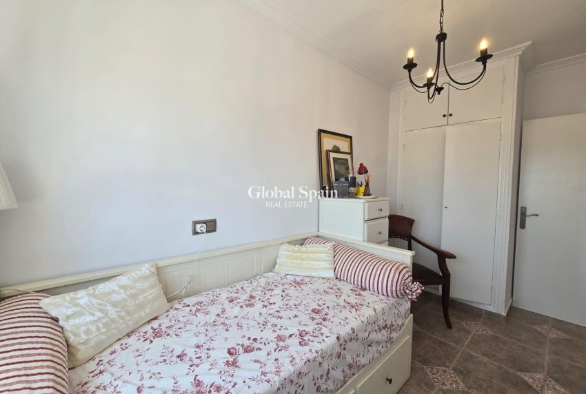 Wiederverkauf - HAUS -
TORREVIEJA - LOS BALCONES - LOS ALTOS