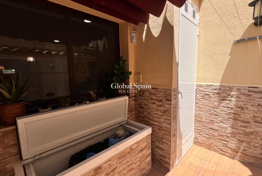 Wiederverkauf - HAUS -
TORREVIEJA - LOS BALCONES - LOS ALTOS