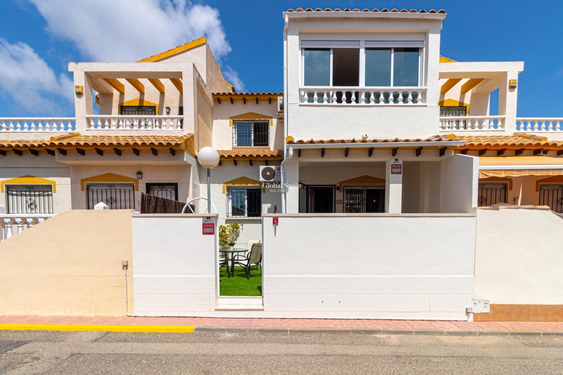 Wiederverkauf - HAUS -
TORREVIEJA - LOS BALCONES - LOS ALTOS