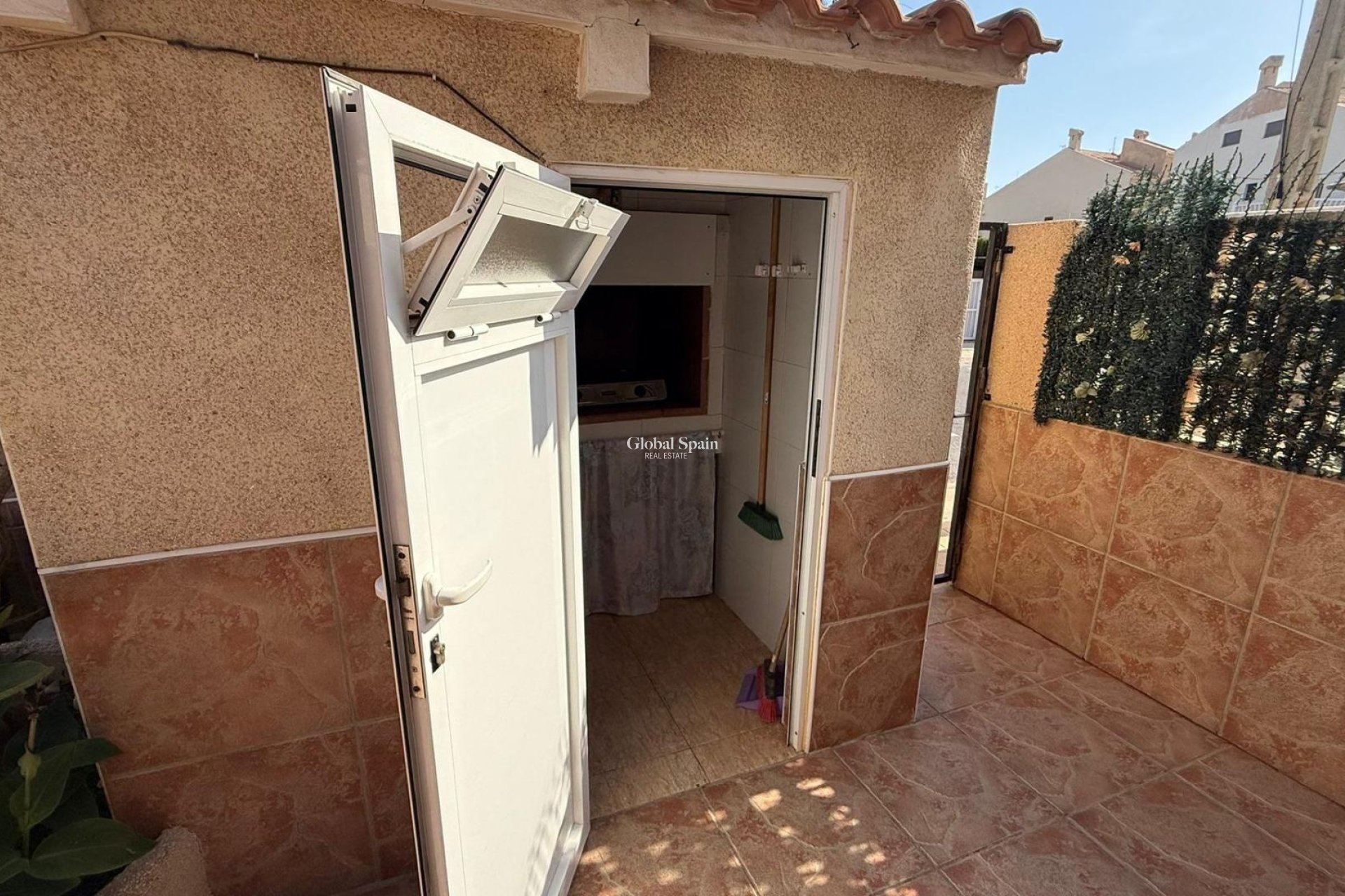 Wiederverkauf - HAUS -
TORREVIEJA - Los Frutales