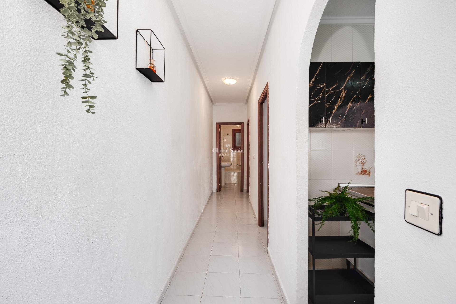 Wiederverkauf - HAUS -
TORREVIEJA - Nueva Torrevieja