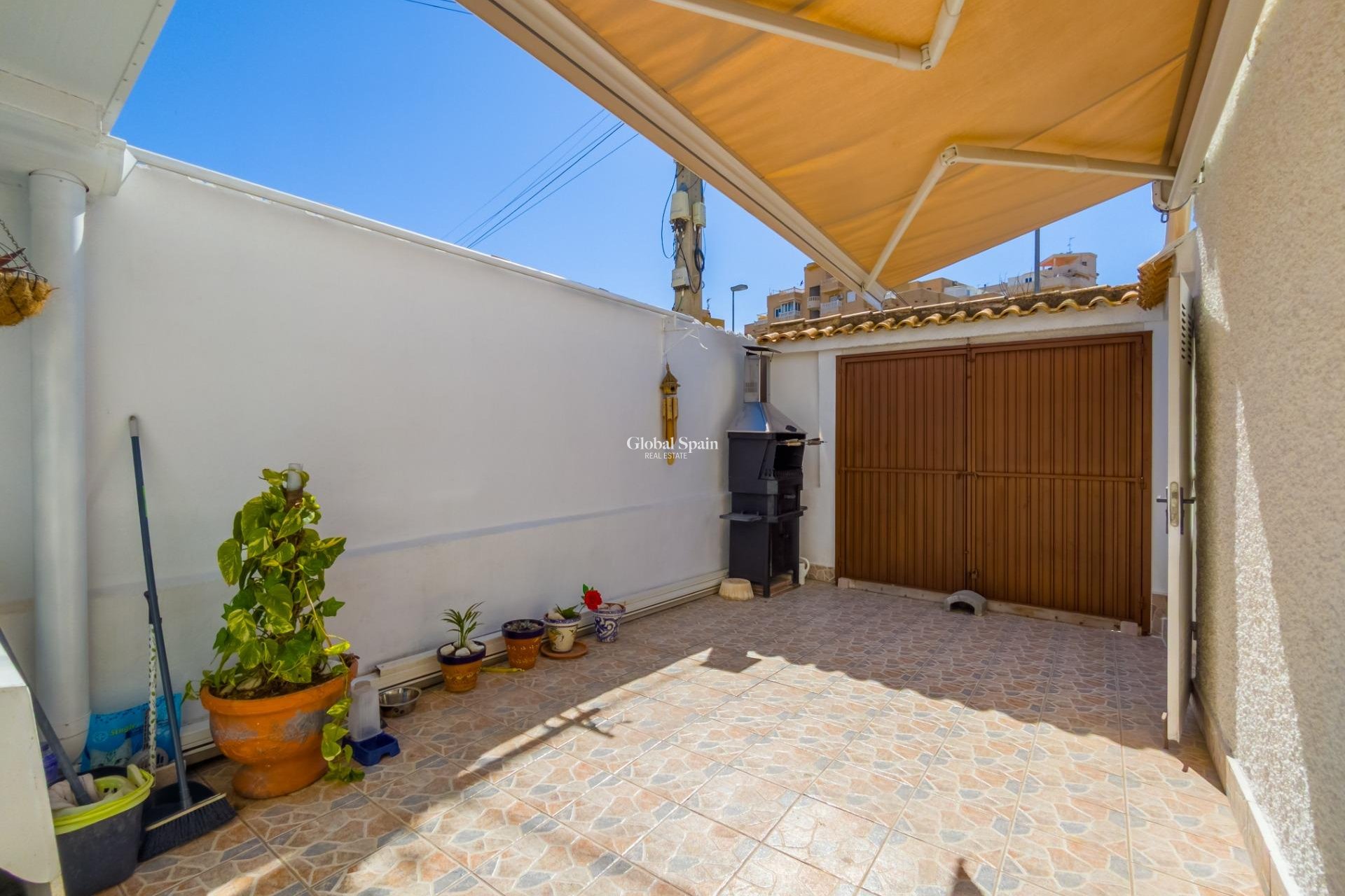 Wiederverkauf - HAUS -
TORREVIEJA - Nueva Torrevieja