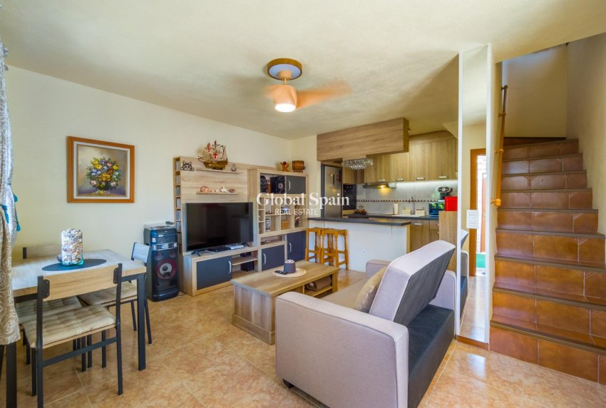 Wiederverkauf - HAUS -
TORREVIEJA - Nueva Torrevieja