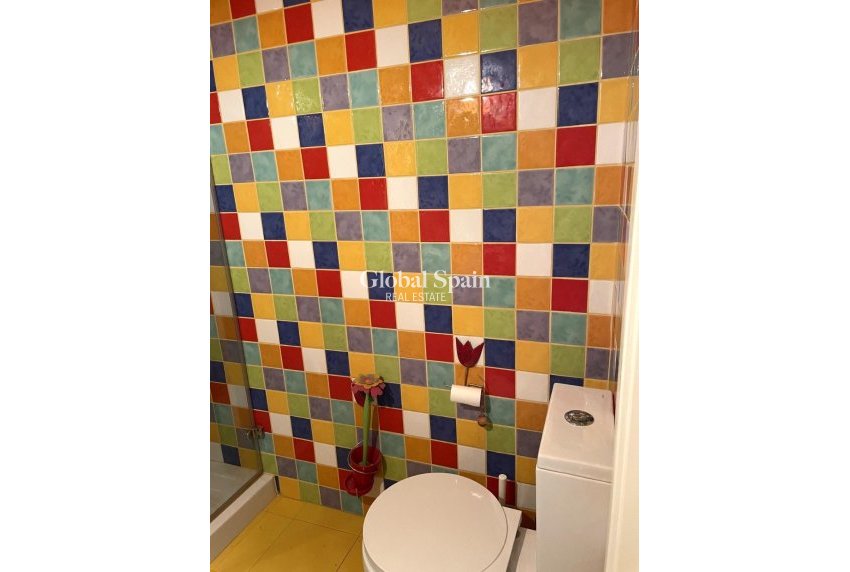 Wiederverkauf - HAUS -
TORREVIEJA - Playa del Cura