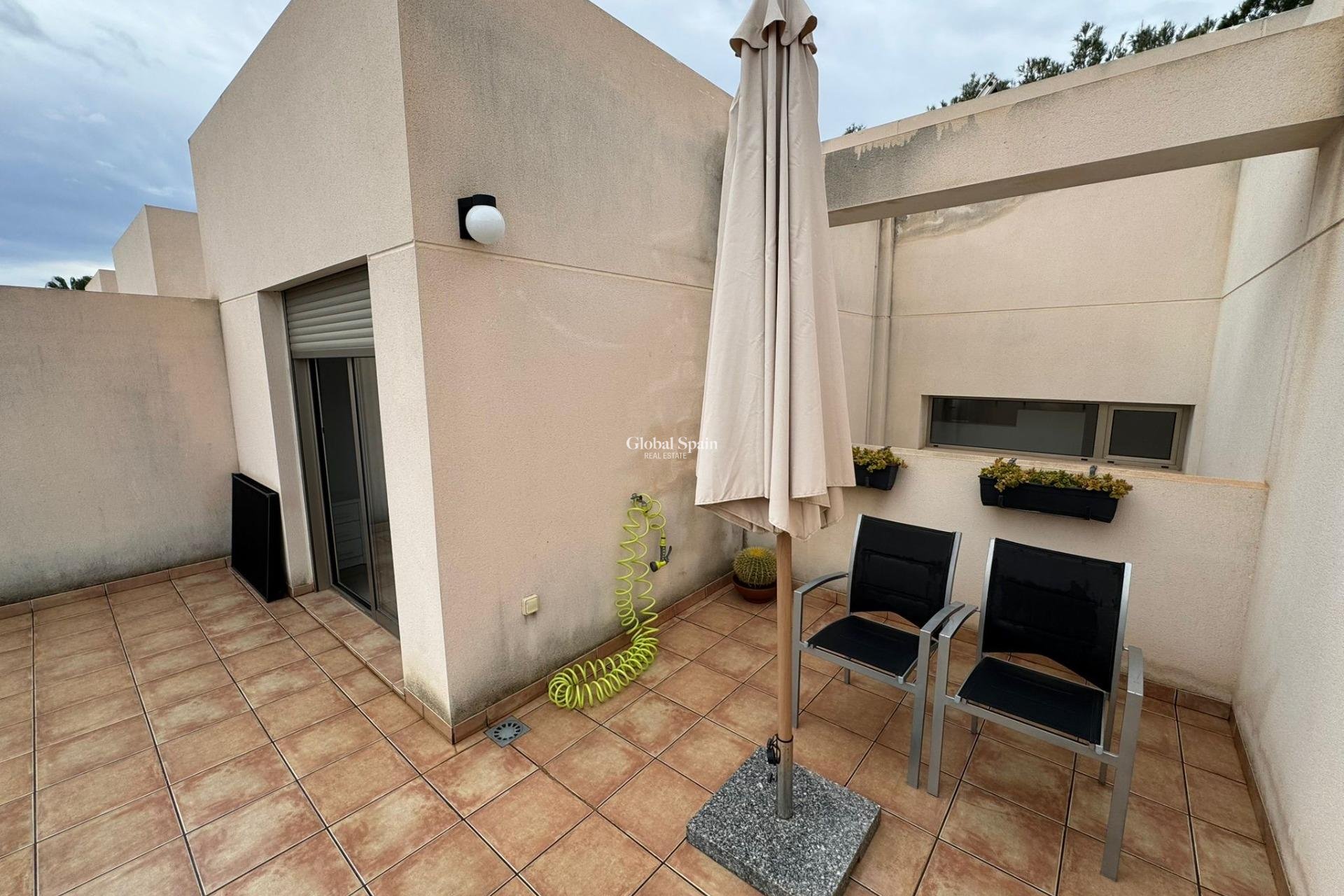 Wiederverkauf - HAUS -
TORREVIEJA - Punta Prima