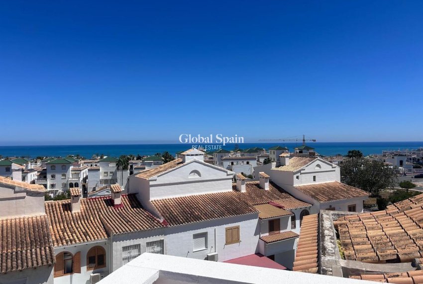 Wiederverkauf - HAUS -
TORREVIEJA - Torreblanca