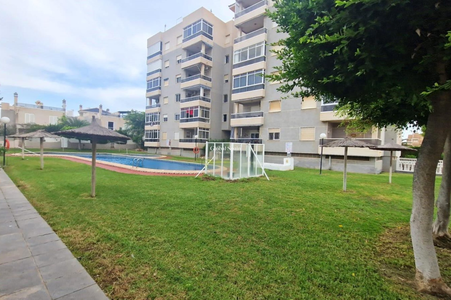 Wiederverkauf - HAUS -
TORREVIEJA - Torreblanca