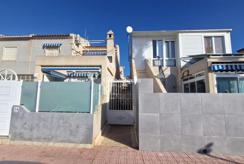 Wiederverkauf - HAUS -
TORREVIEJA - Torreblanca