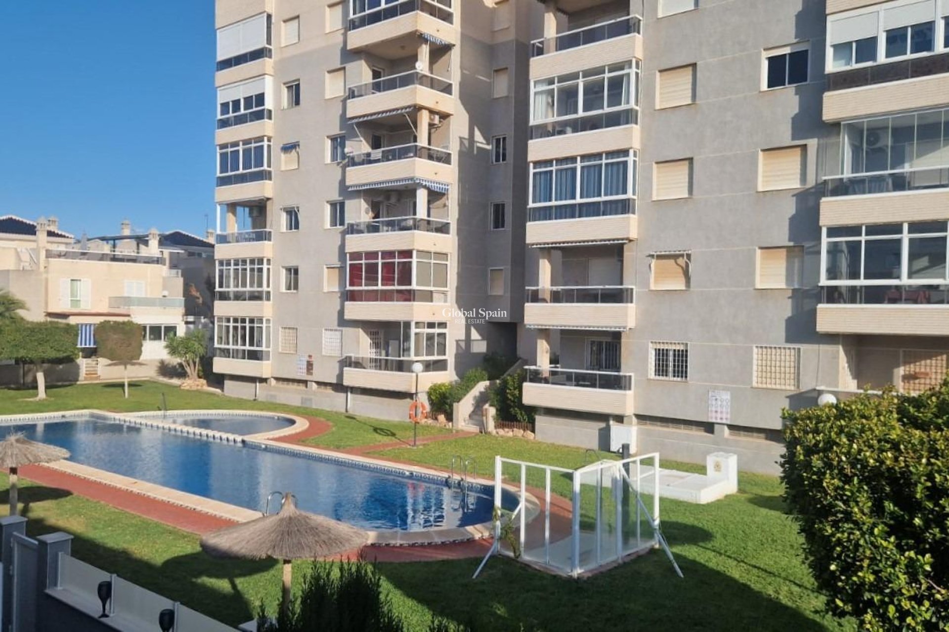 Wiederverkauf - HAUS -
TORREVIEJA - Torreblanca