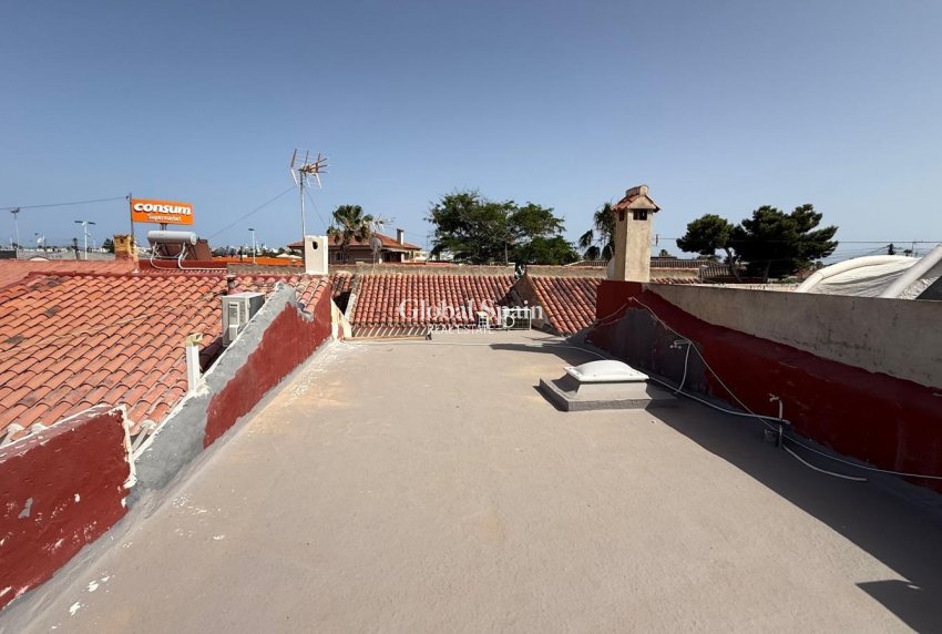 Wiederverkauf - HAUS -
TORREVIEJA - Torreta Florida