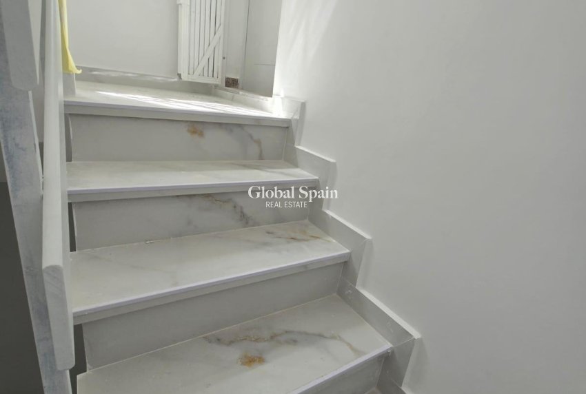 Wiederverkauf - HAUS -
TORREVIEJA - Torretas