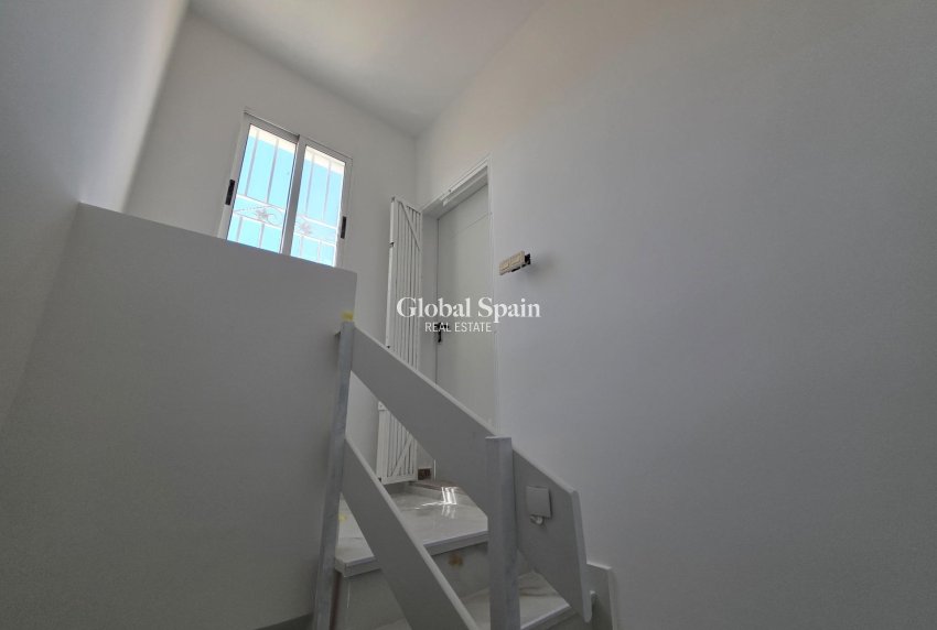 Wiederverkauf - HAUS -
TORREVIEJA - Torretas