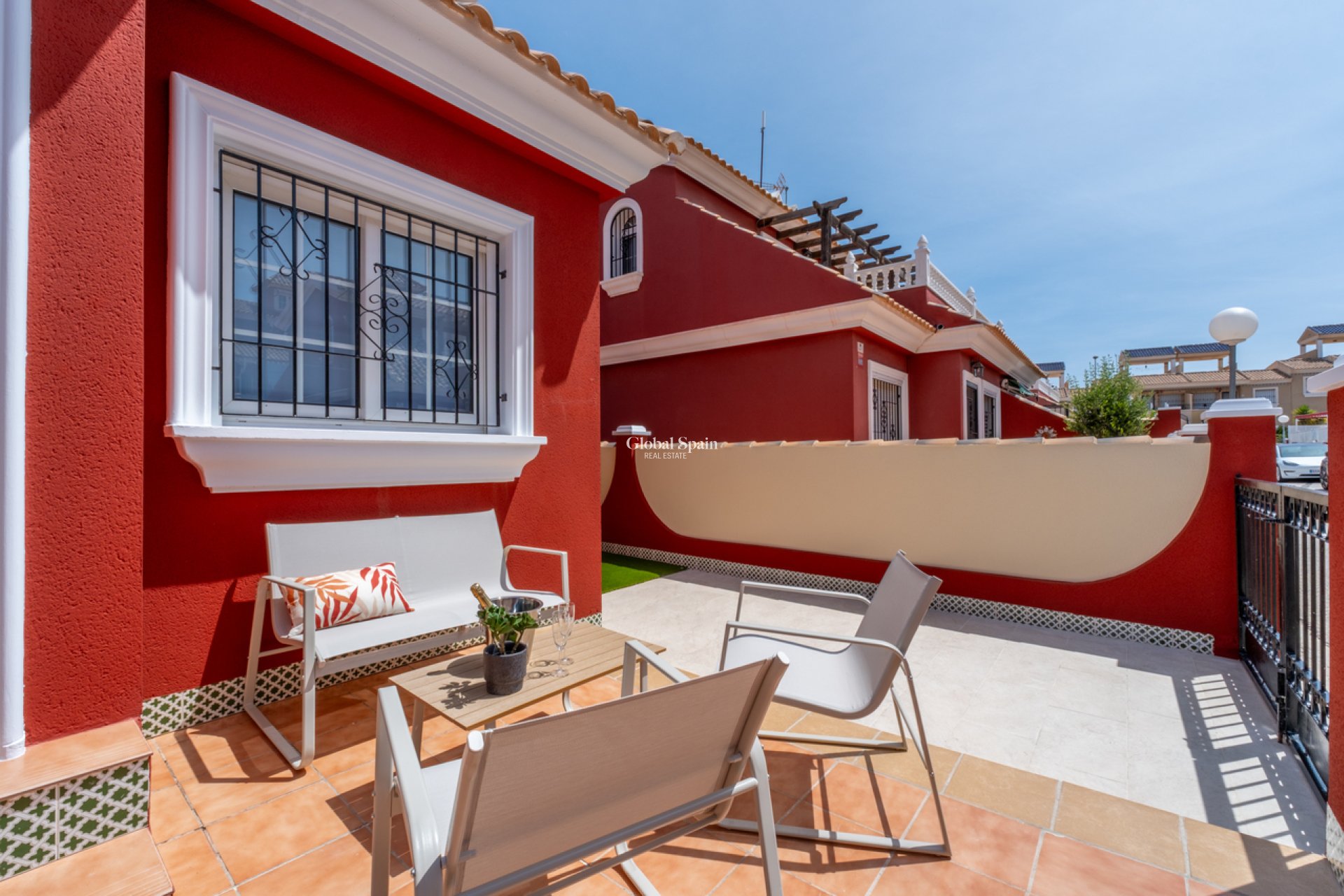 Wiederverkauf - HAUS -
VILLAMARTÍN - Costa Blanca