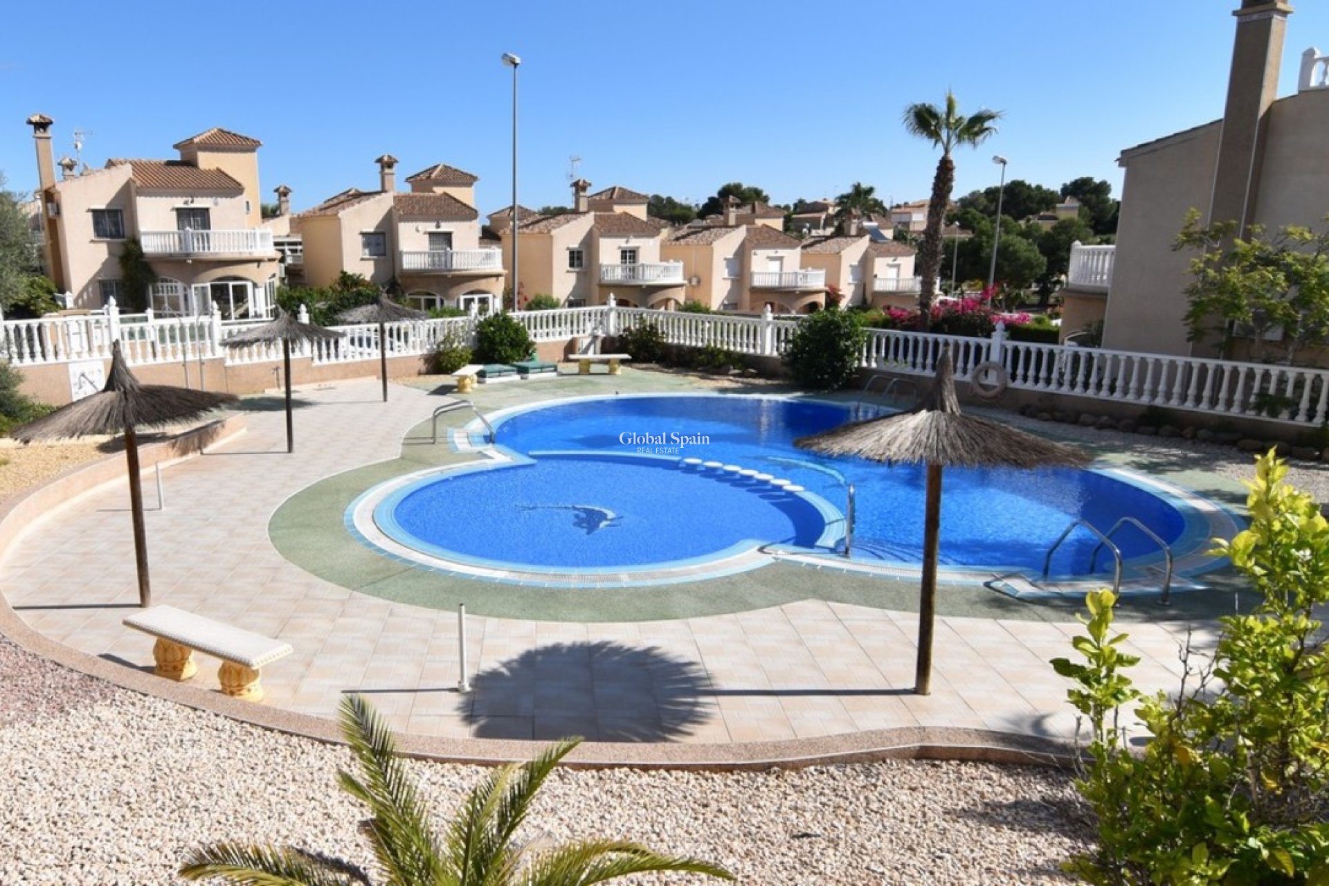 Wiederverkauf - HAUS -
VILLAMARTÍN - Costa Blanca