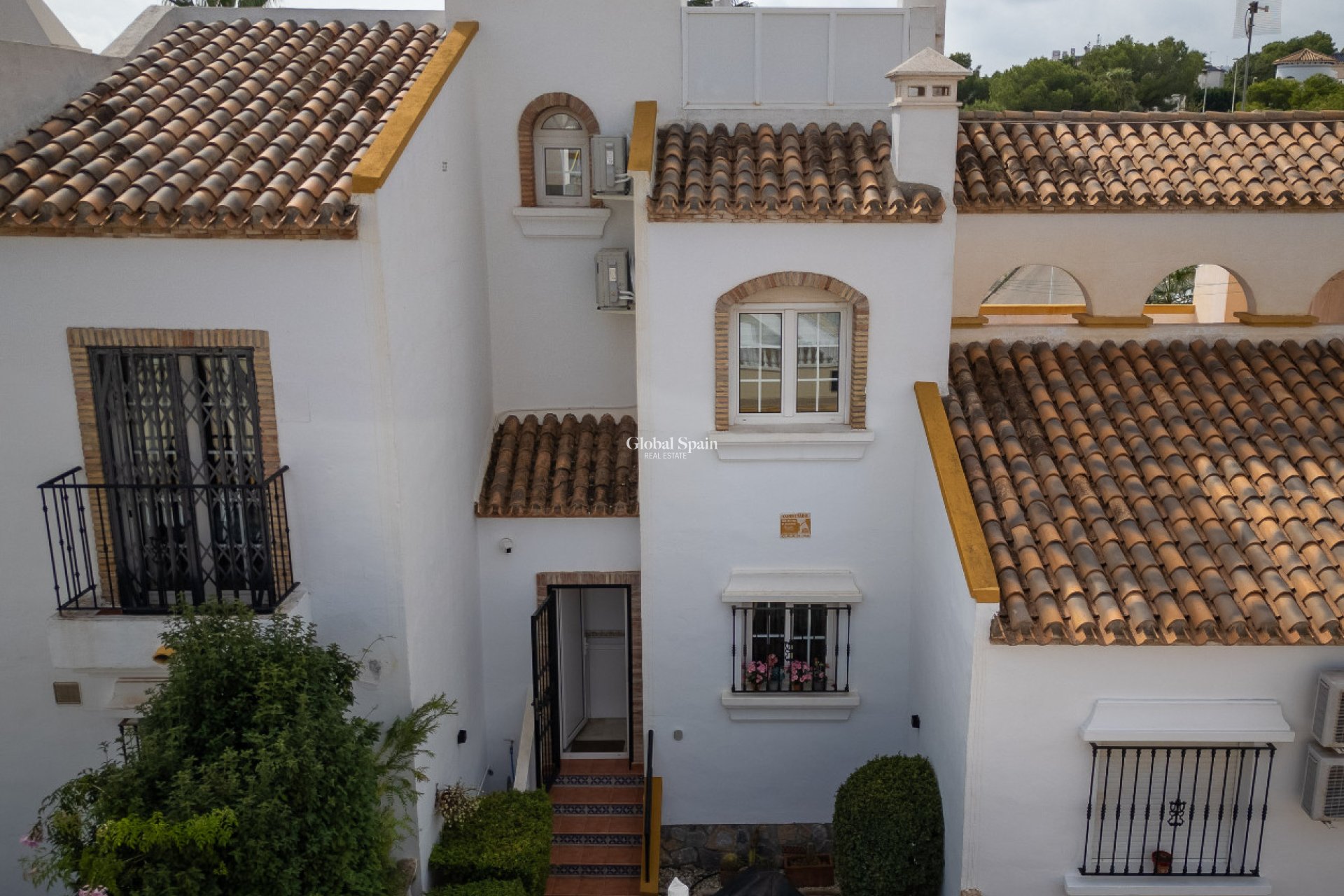 Wiederverkauf - HAUS -
VILLAMARTÍN - Costa Blanca