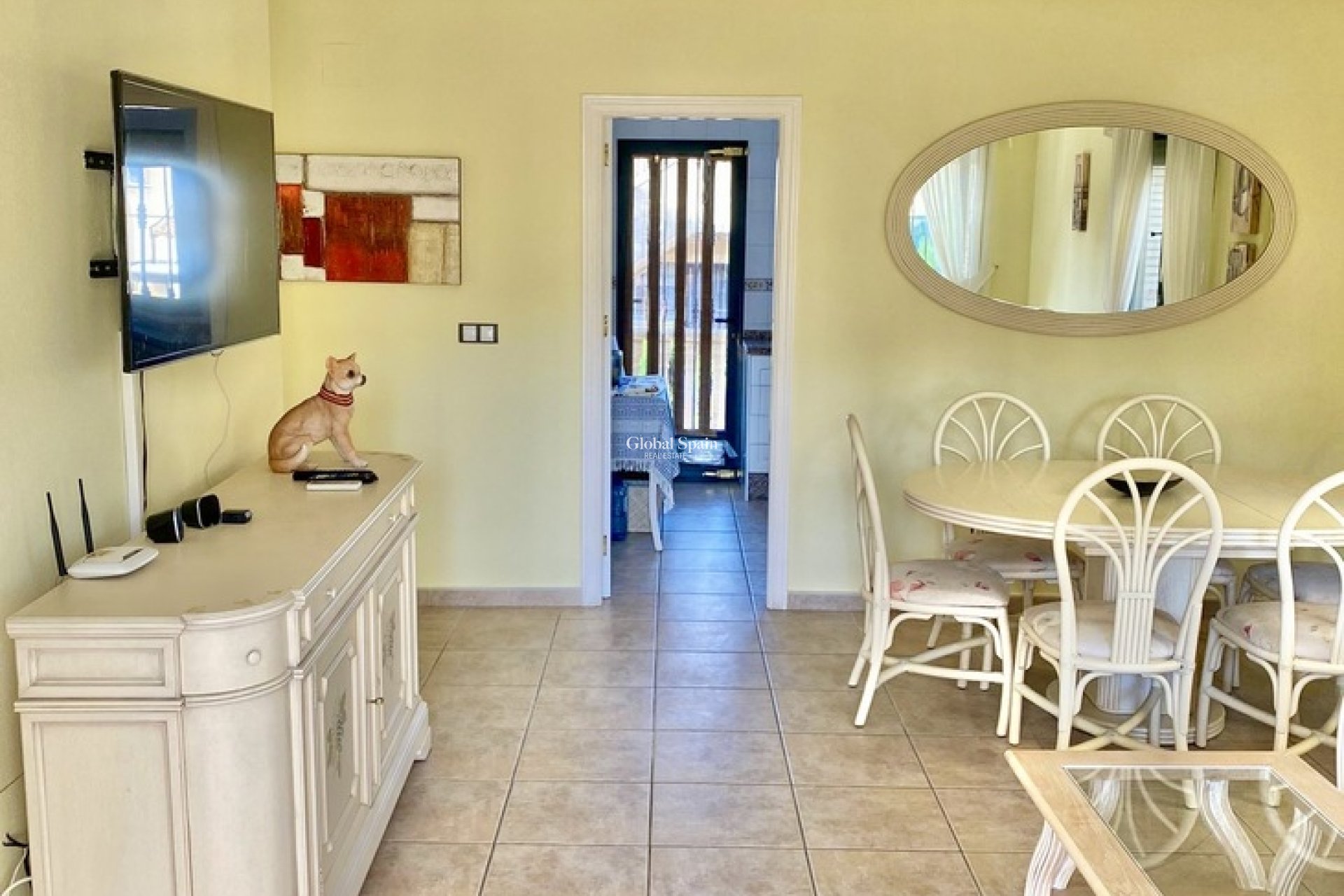 Wiederverkauf - HAUS -
VILLAMARTÍN