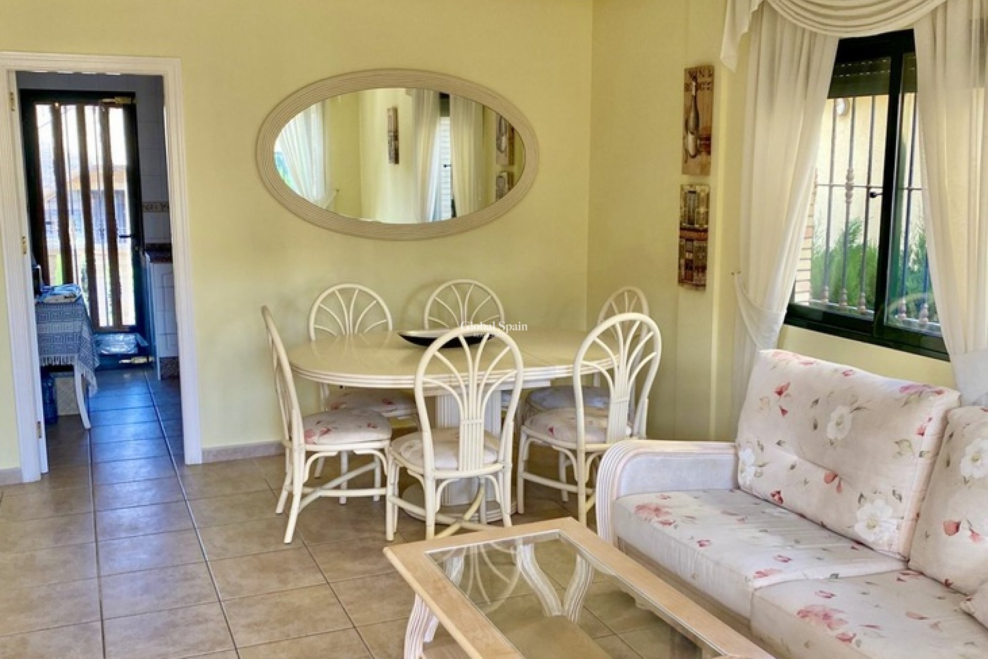 Wiederverkauf - HAUS -
VILLAMARTÍN