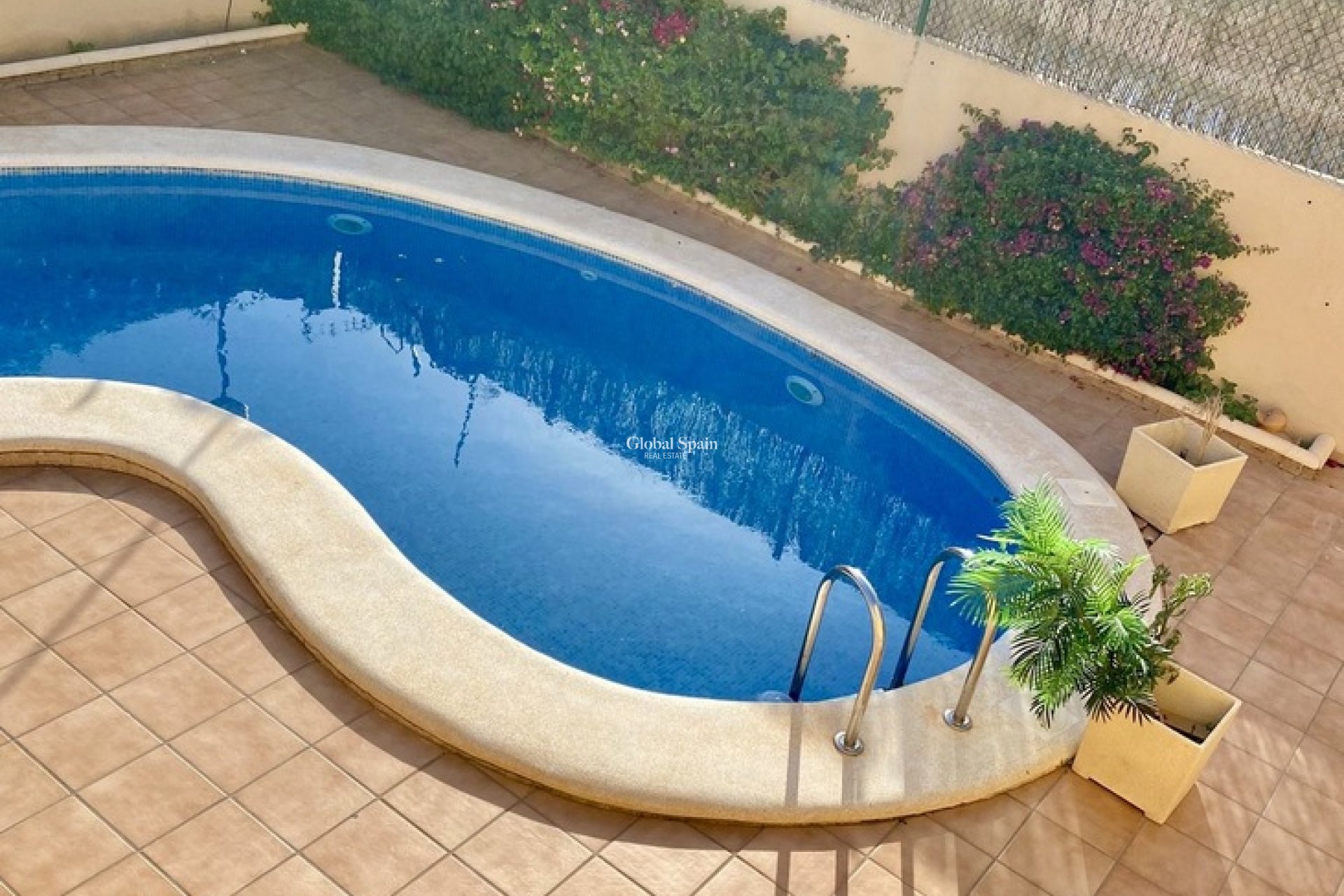 Wiederverkauf - HAUS -
VILLAMARTÍN