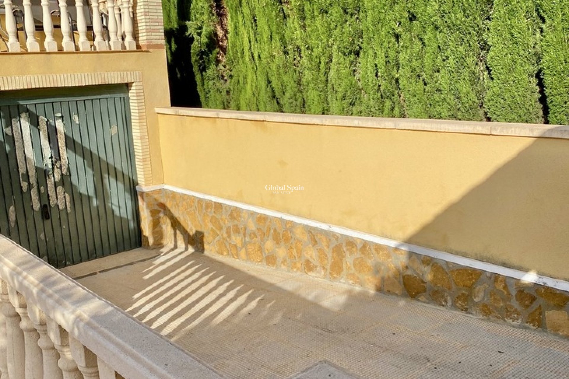 Wiederverkauf - HAUS -
VILLAMARTÍN