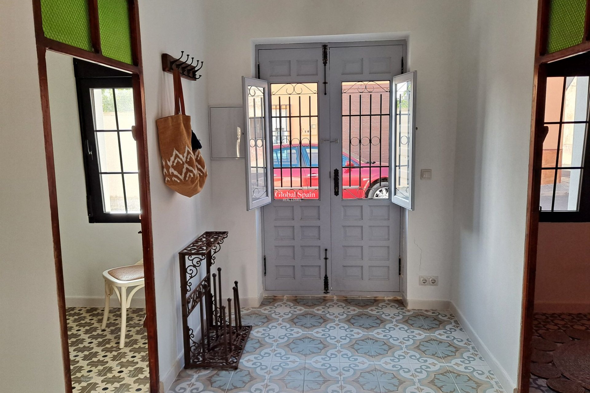 Wiederverkauf - Herenhuis -
Canada Del Trigo