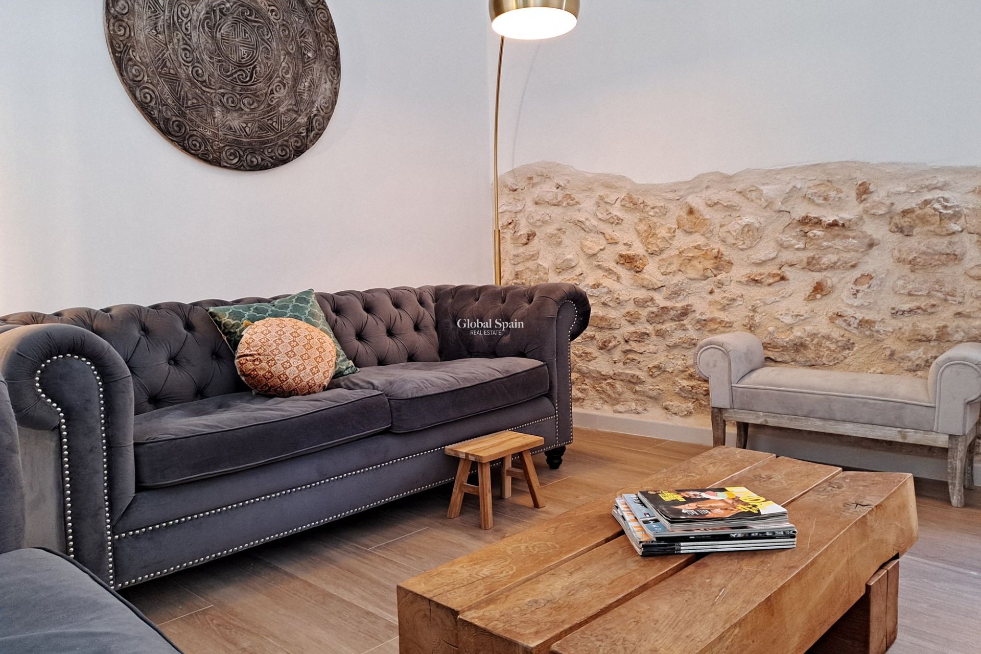 Wiederverkauf - Herenhuis -
Canada Del Trigo