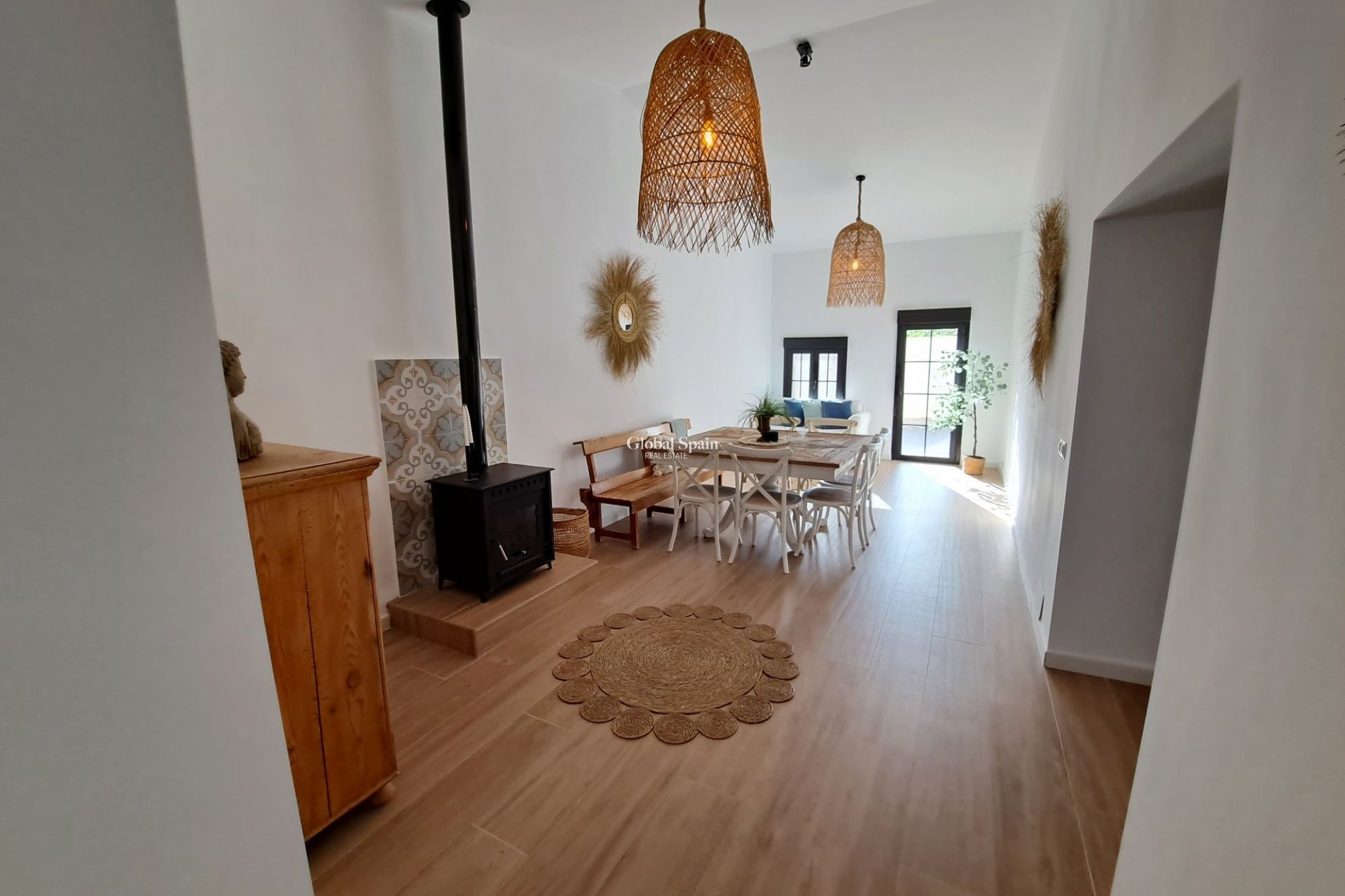 Wiederverkauf - Herenhuis -
Canada Del Trigo