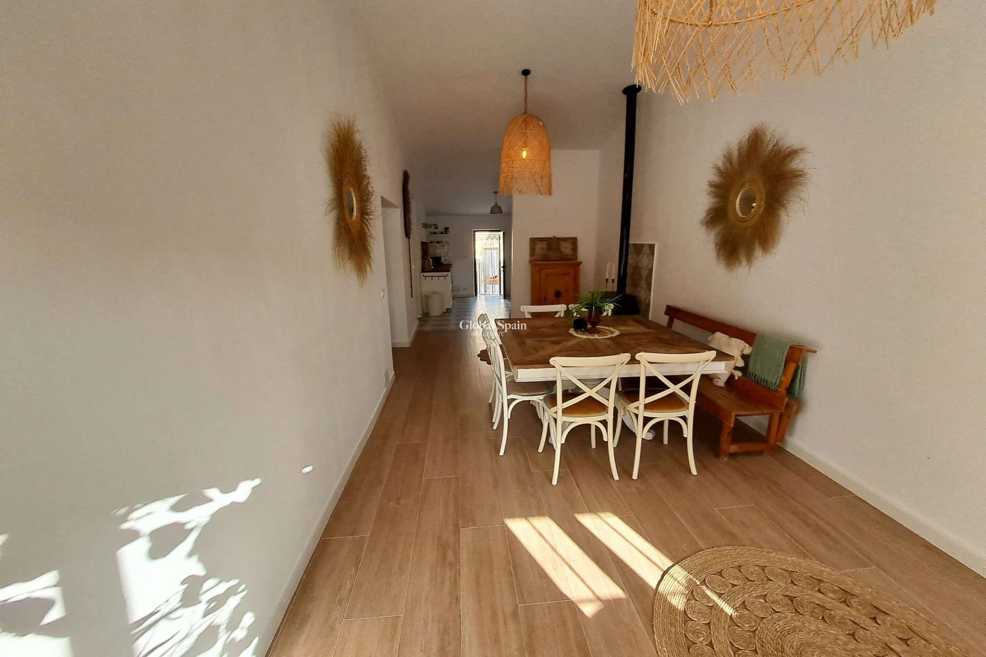 Wiederverkauf - Herenhuis -
Canada Del Trigo