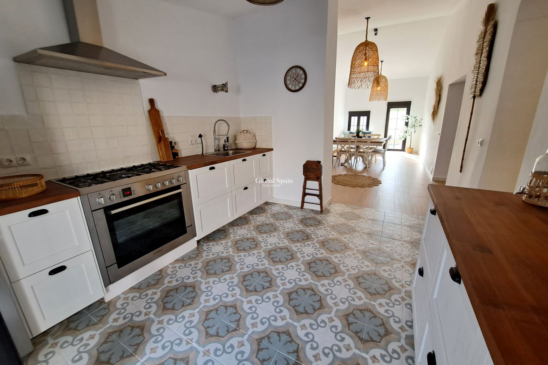 Wiederverkauf - Herenhuis -
Canada Del Trigo