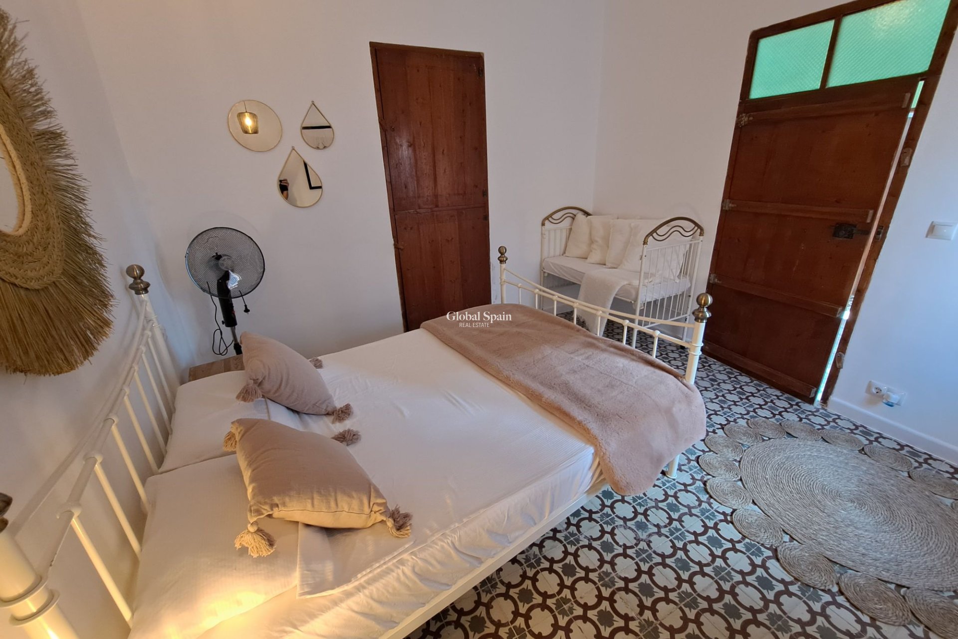 Wiederverkauf - Herenhuis -
Canada Del Trigo