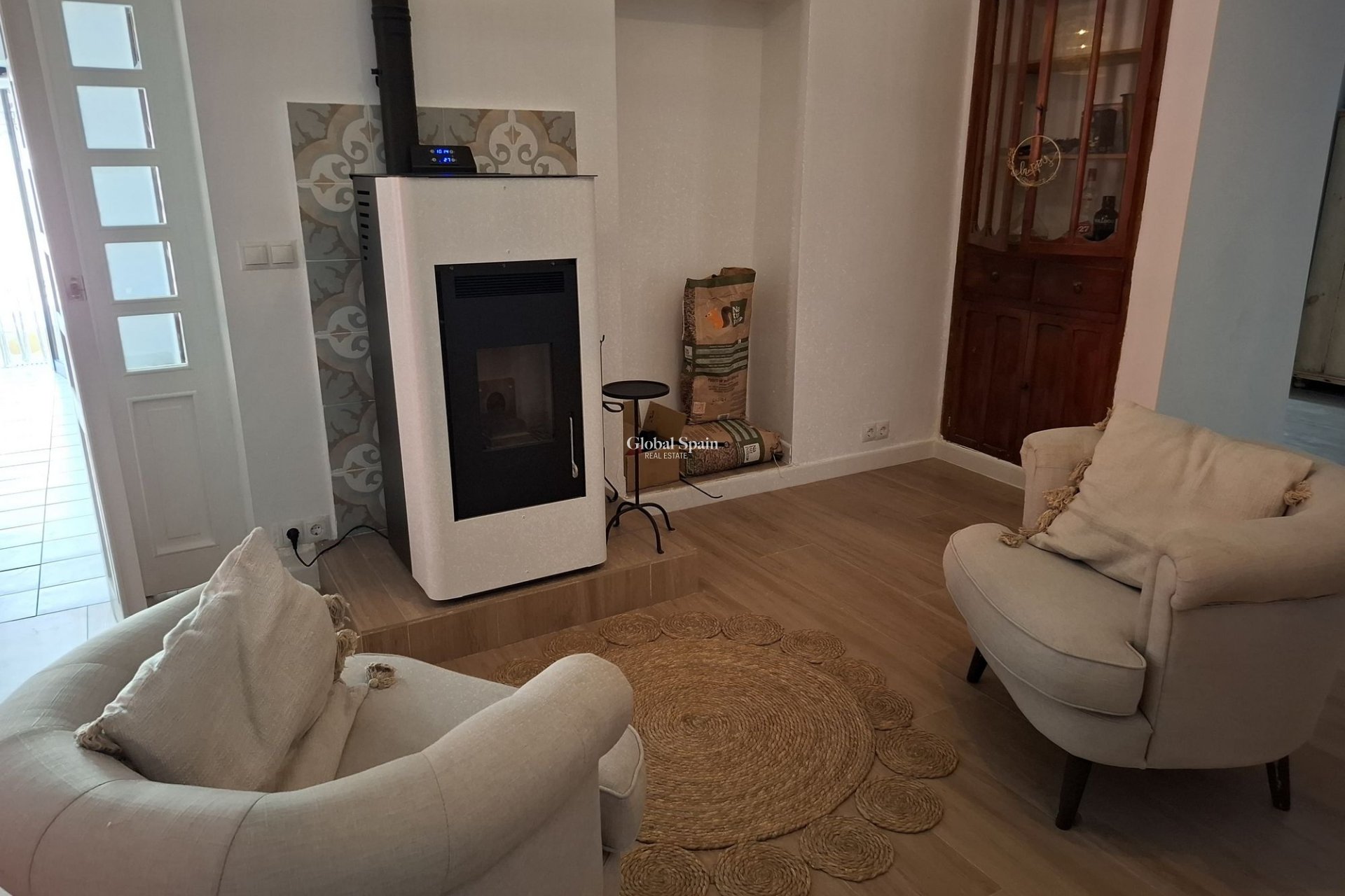 Wiederverkauf - Herenhuis -
Canada Del Trigo