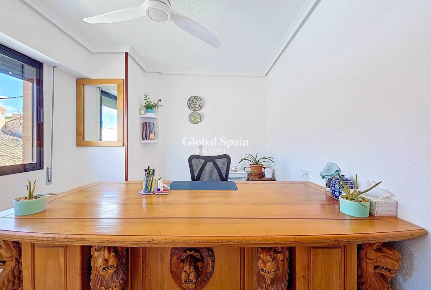 Wiederverkauf - Herenhuis -
Pinoso