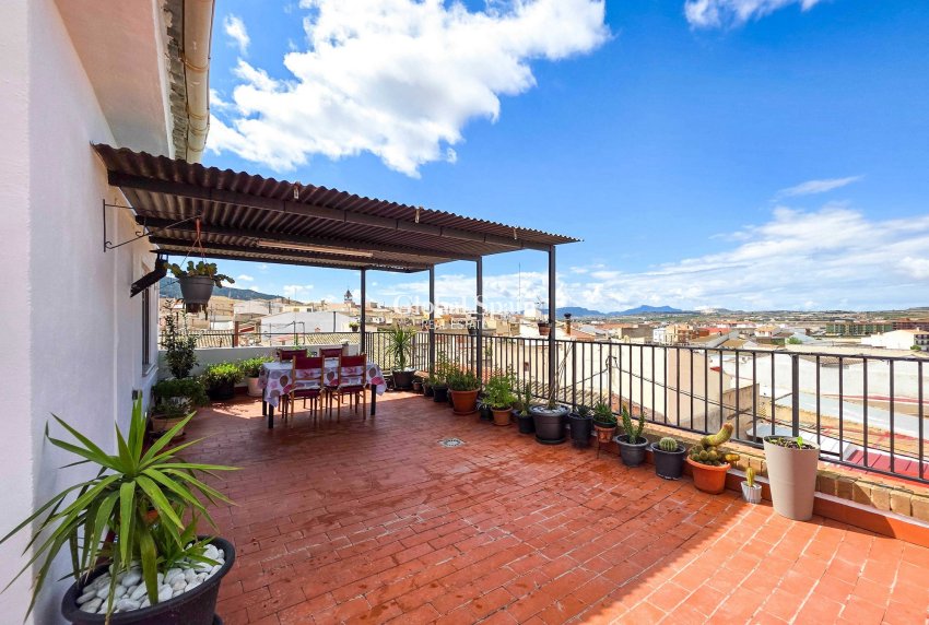 Wiederverkauf - Herenhuis -
Pinoso