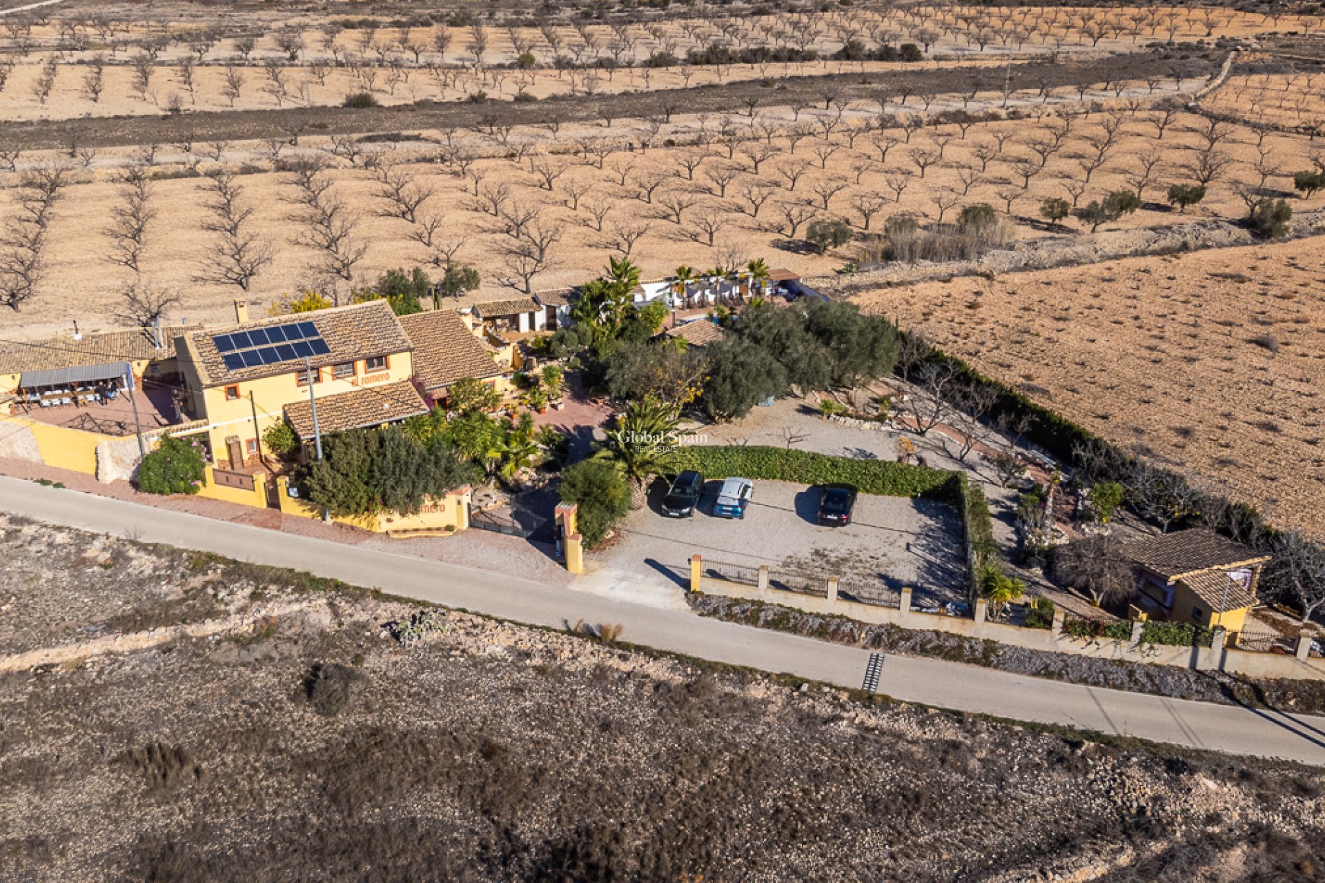 Wiederverkauf - Kommerziell -
Hondón de las Nieves