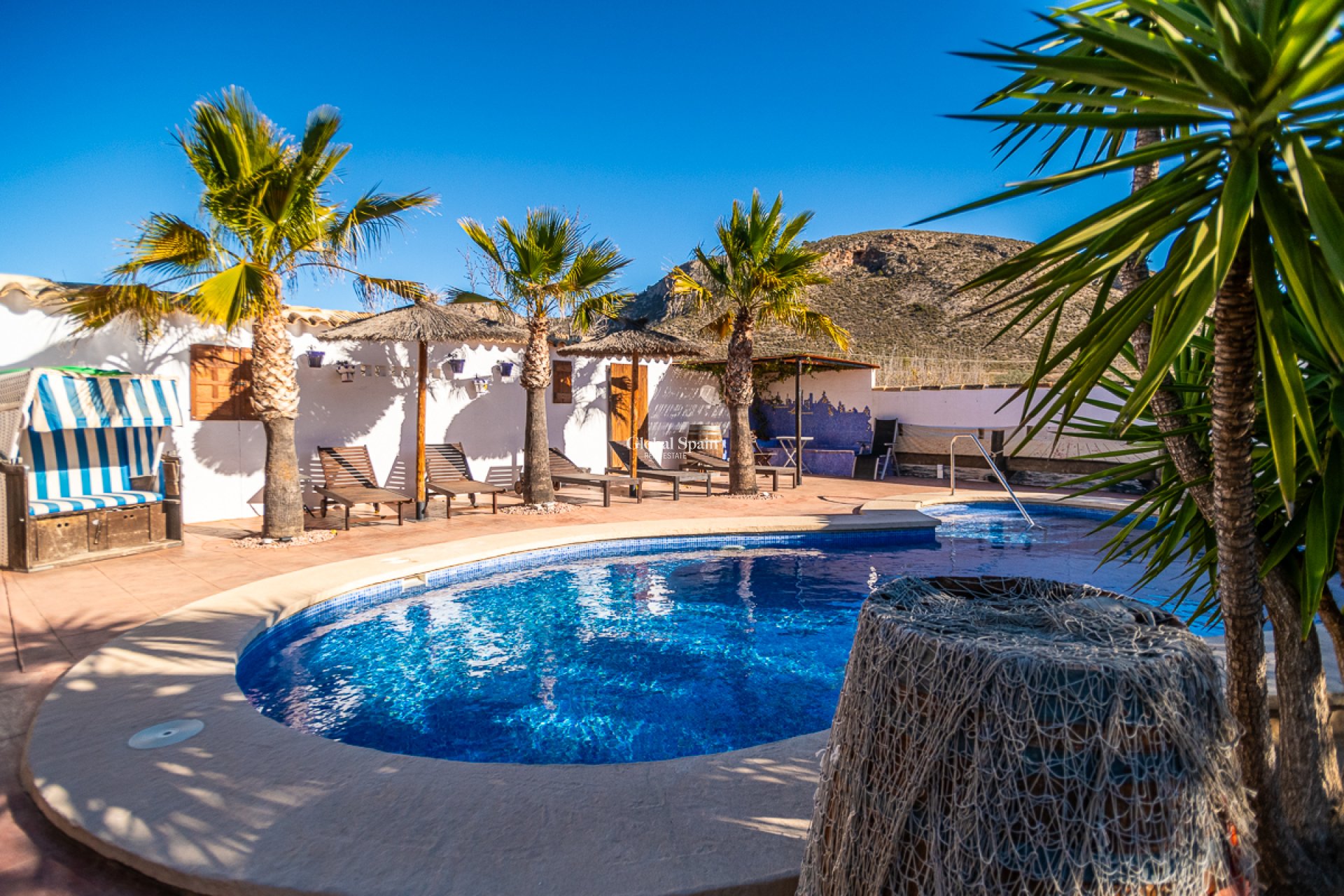 Wiederverkauf - Kommerziell -
Hondón de las Nieves