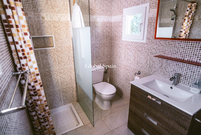 Wiederverkauf - Kommerziell -
Hondón de las Nieves