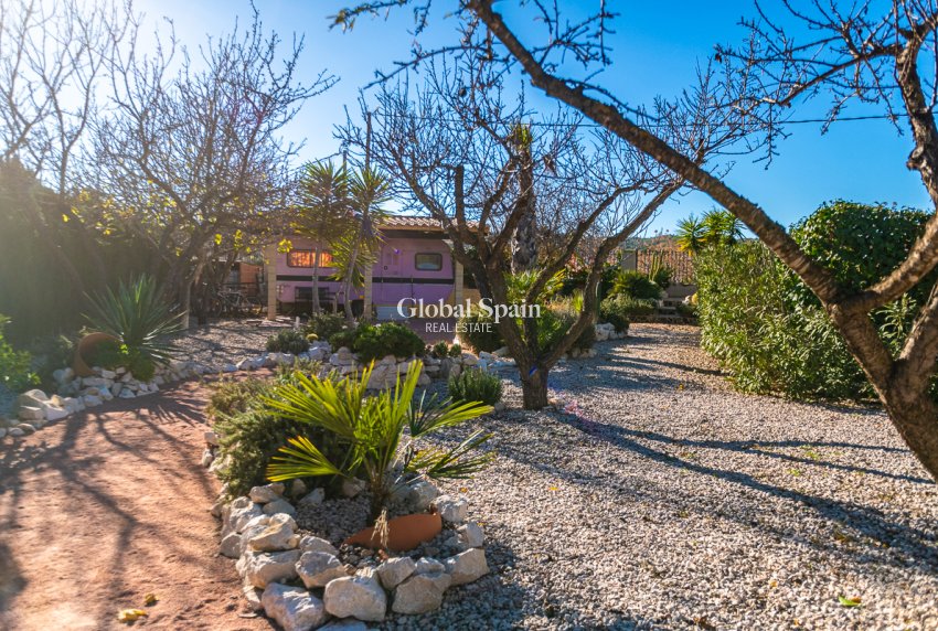 Wiederverkauf - Kommerziell -
Hondón de las Nieves