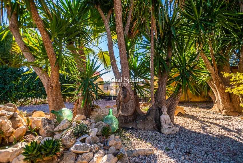 Wiederverkauf - Kommerziell -
Hondón de las Nieves