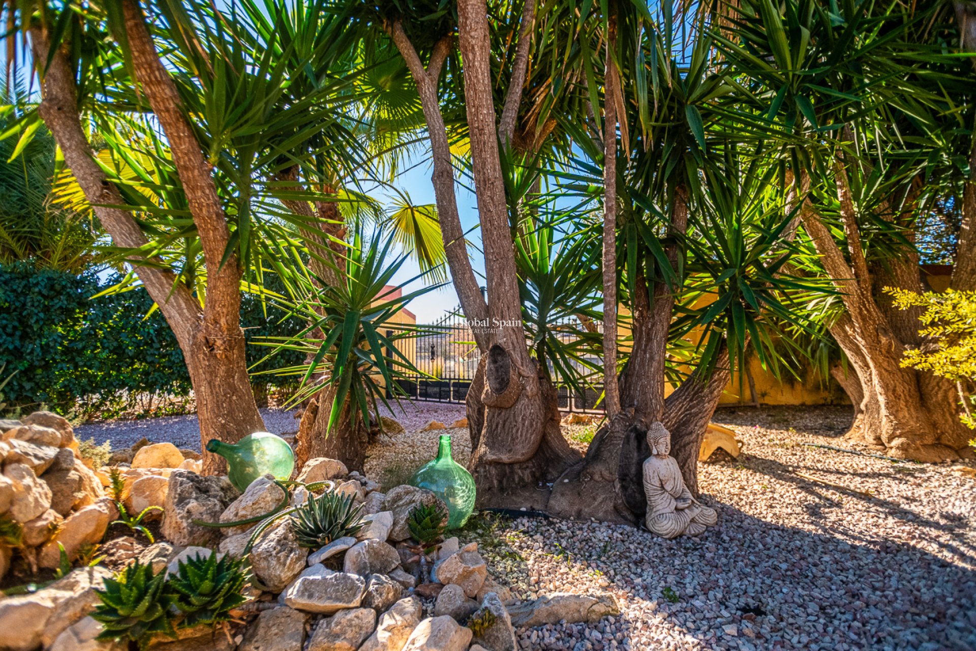 Wiederverkauf - Kommerziell -
Hondón de las Nieves