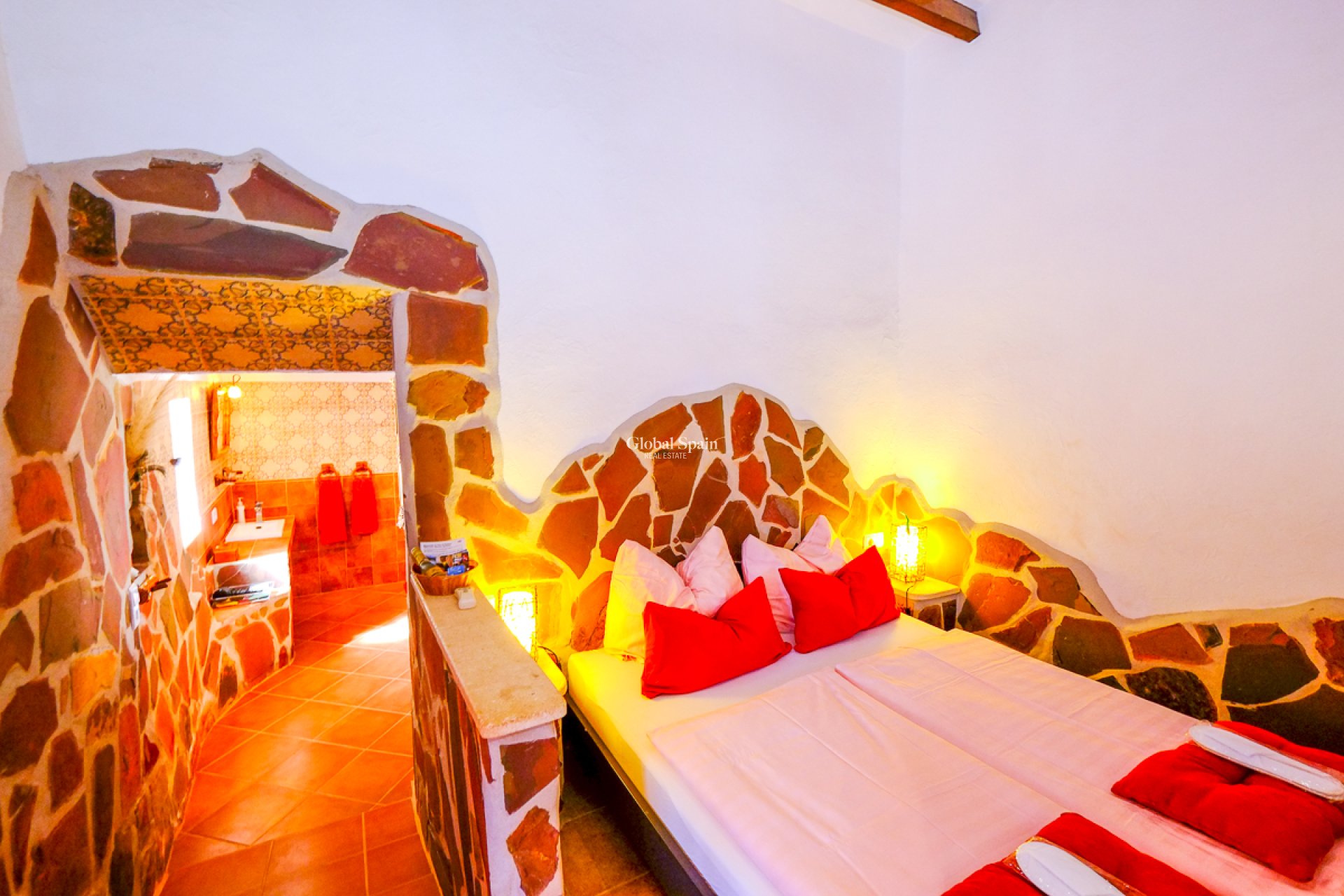 Wiederverkauf - Kommerziell -
Hondón de las Nieves