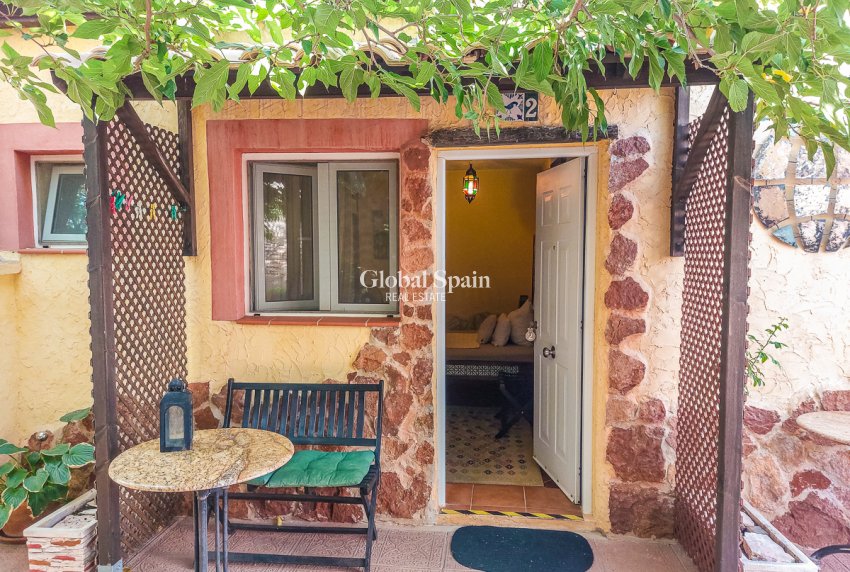 Wiederverkauf - Kommerziell -
Hondón de las Nieves