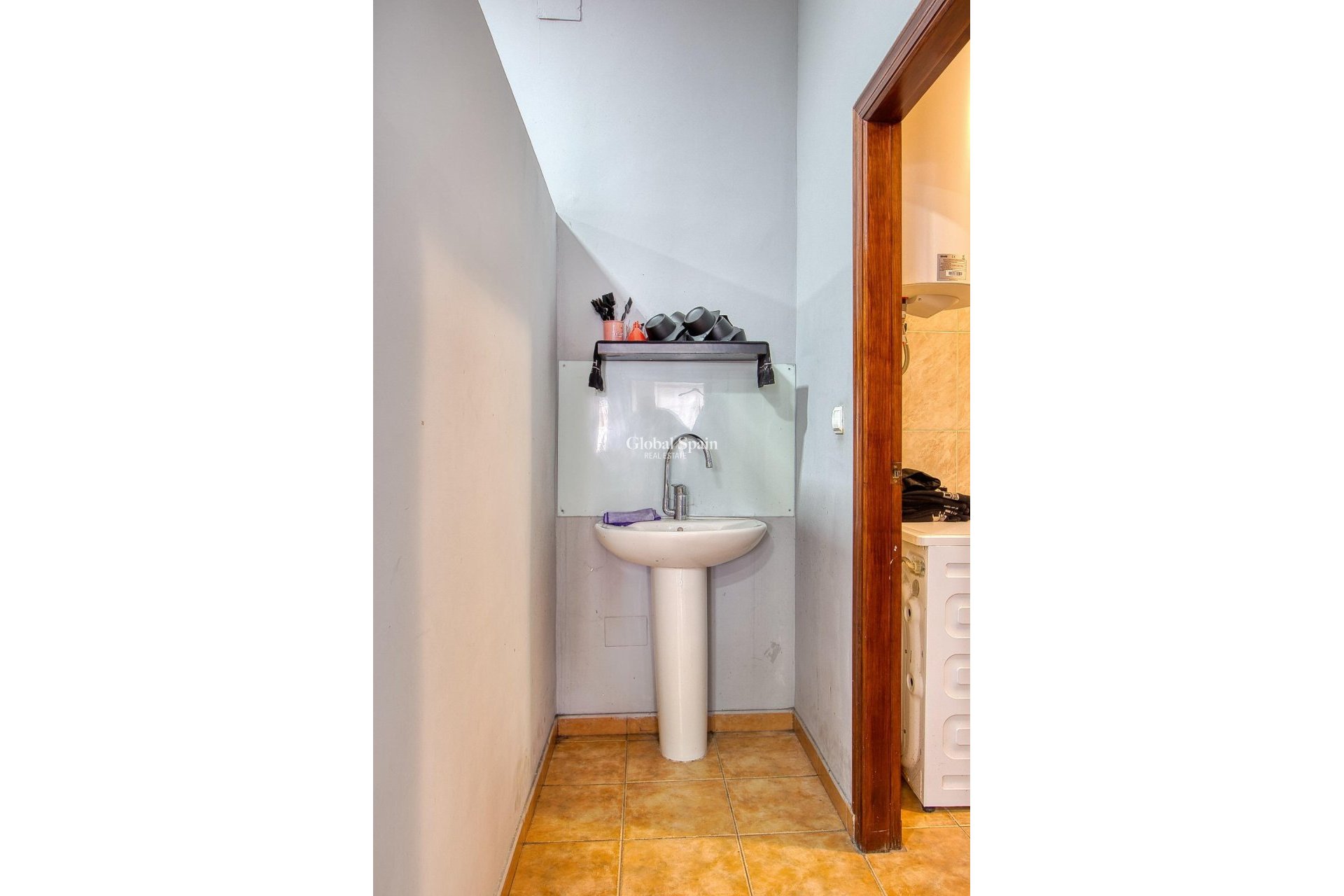 Wiederverkauf - Kommerziell -
TORREVIEJA - La Mata