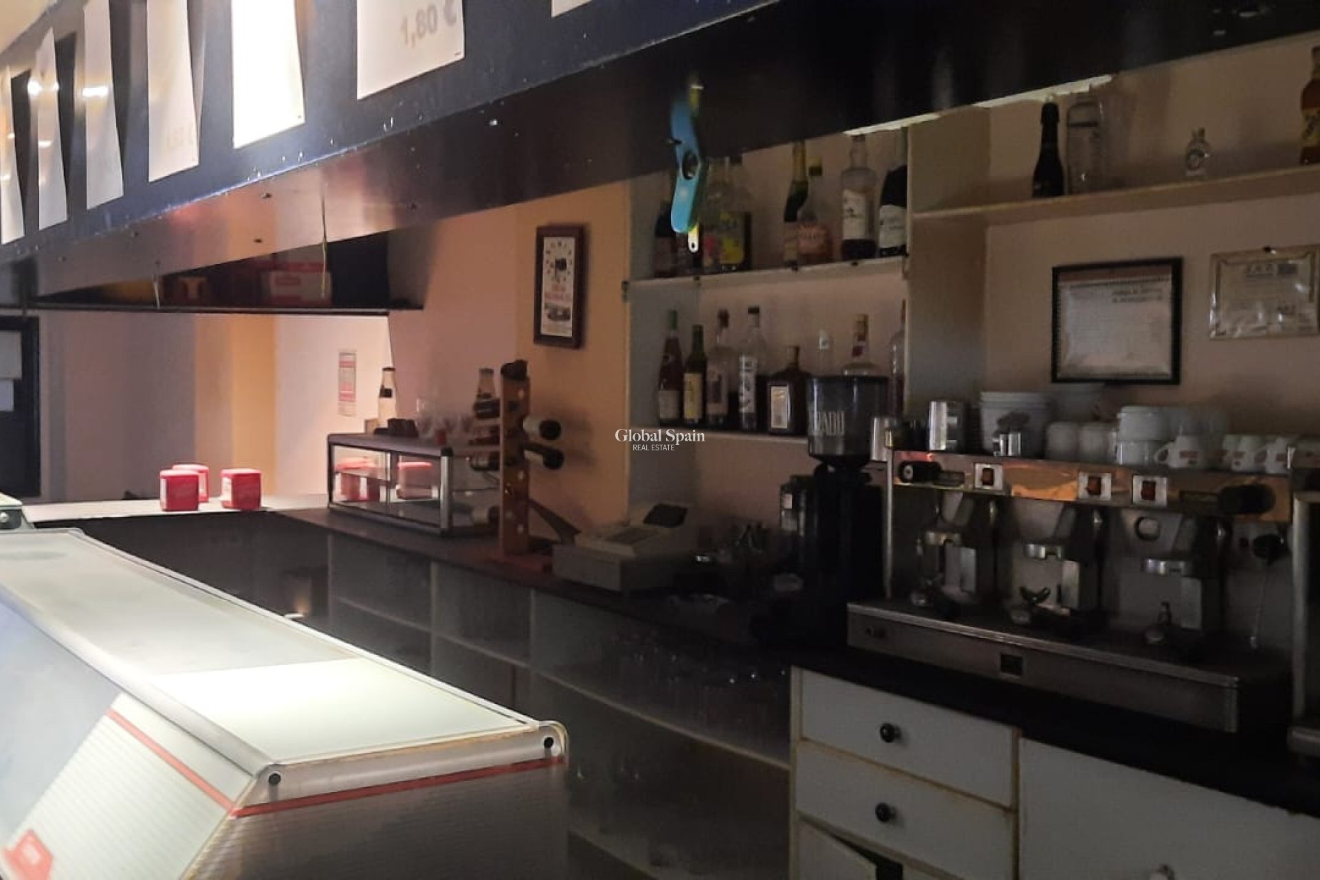 Wiederverkauf - Kommerziell -
TORREVIEJA - Playa del Cura