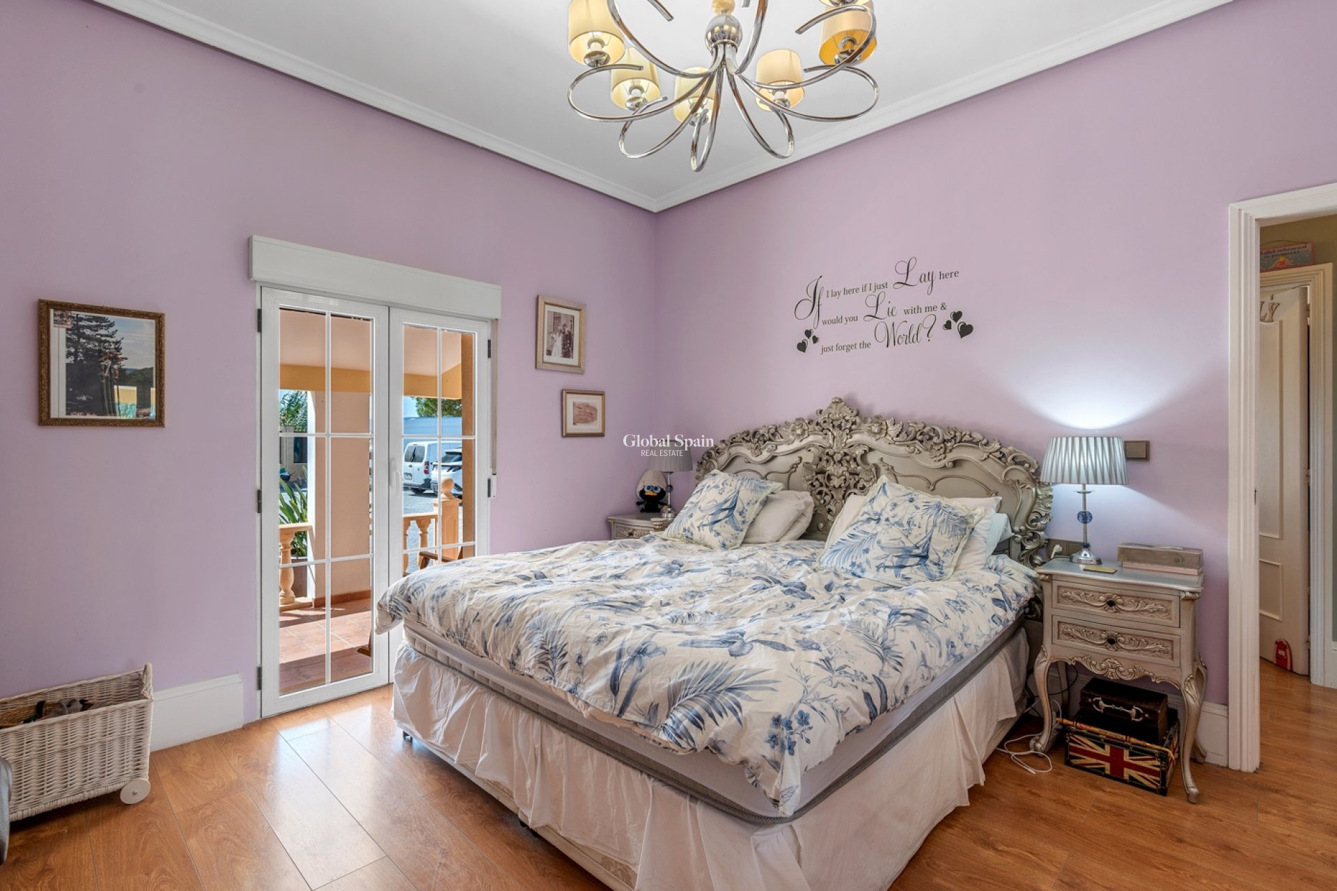 Wiederverkauf - Landimmobilie/Finca -
ALMORADÍ