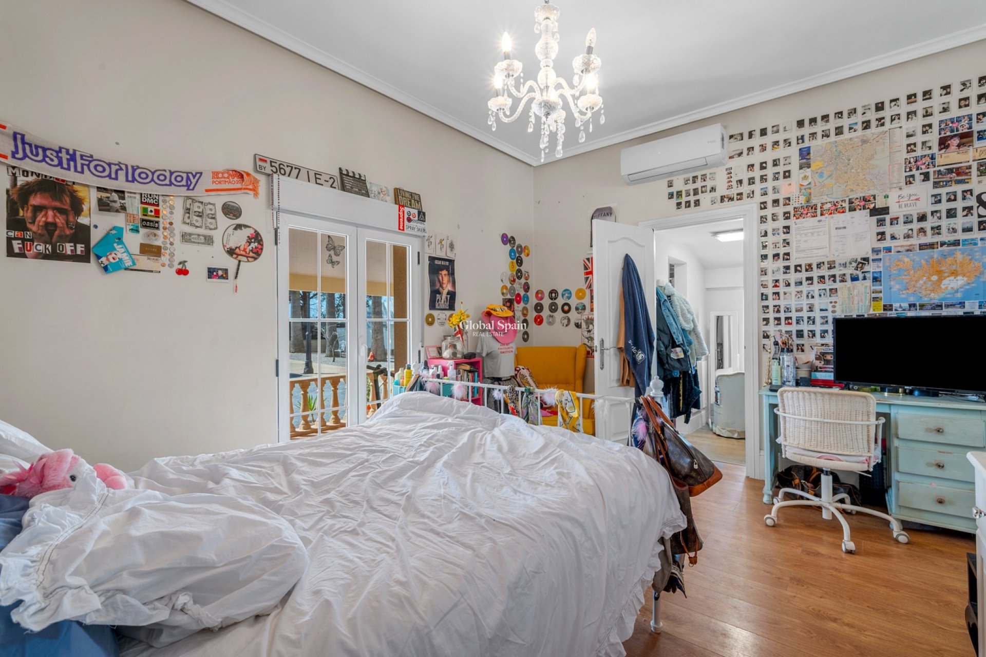 Wiederverkauf - Landimmobilie/Finca -
ALMORADÍ