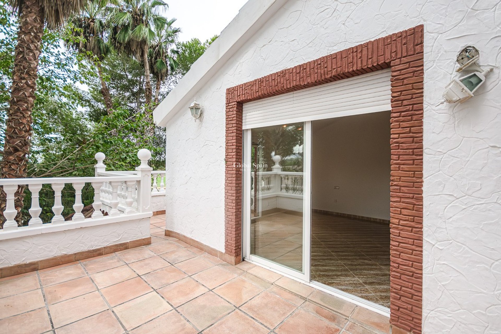 Wiederverkauf - Landimmobilie/Finca -
ORIHUELA - Orihuela